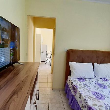 Hospedagensjaguariaiva Apartment Luaran gambar