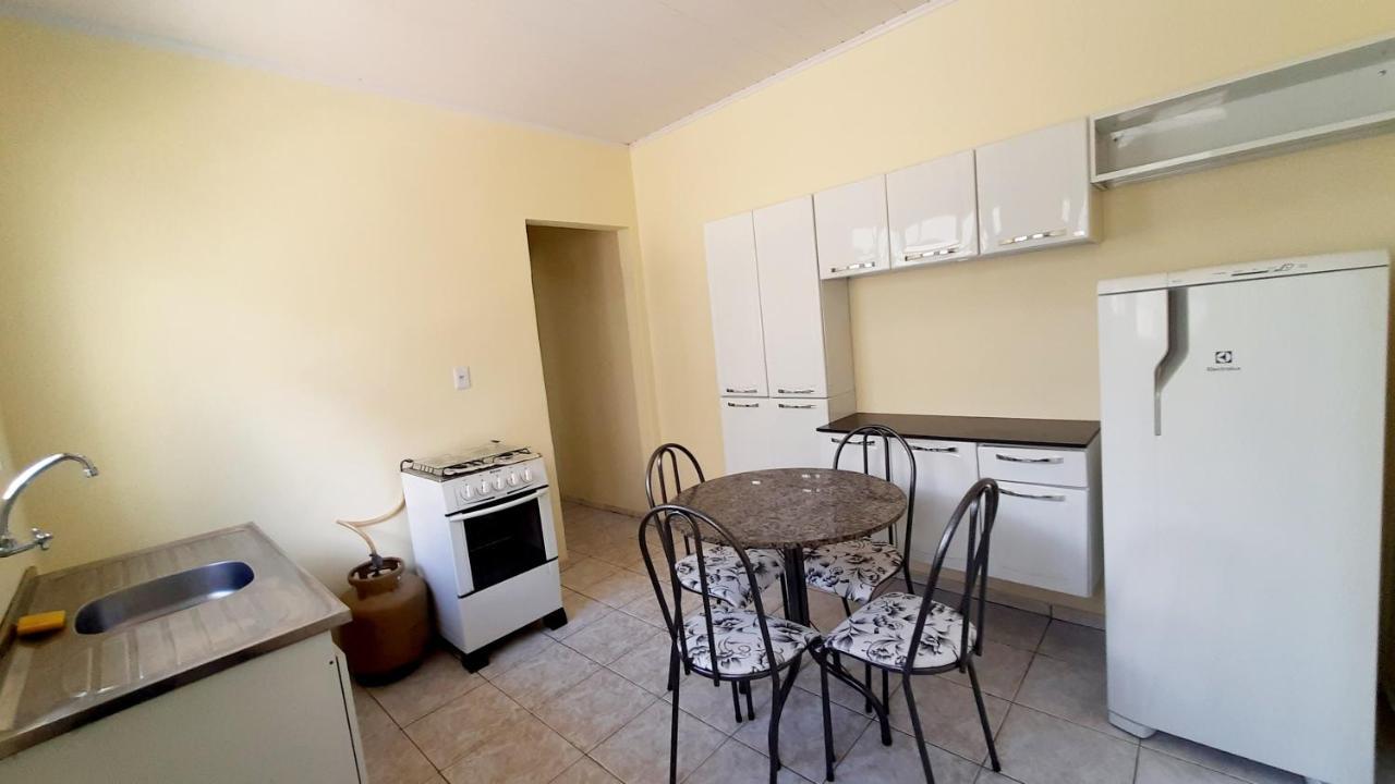 Hospedagensjaguariaiva Apartment Luaran gambar