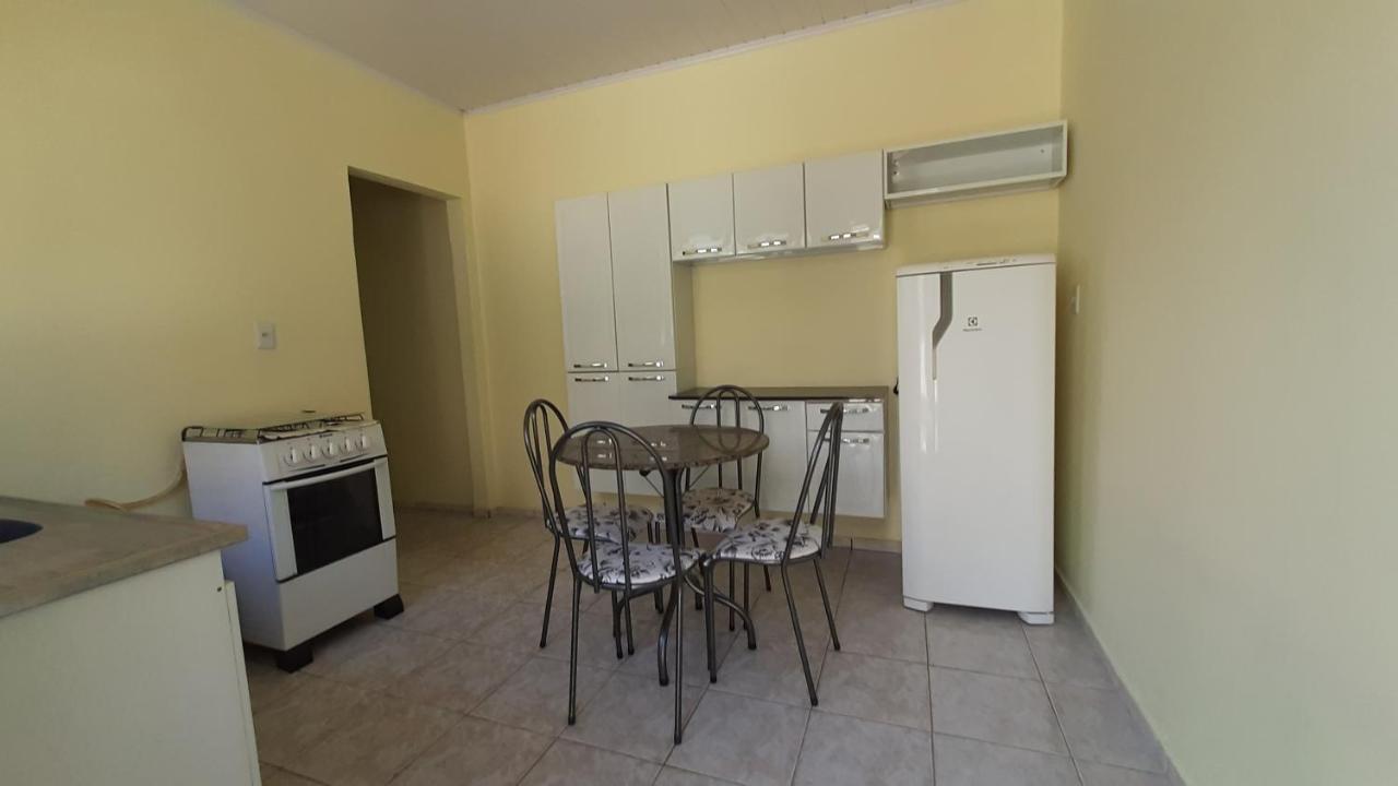 Hospedagensjaguariaiva Apartment Luaran gambar